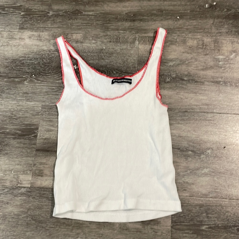 Brandy Melville tank top ❤️